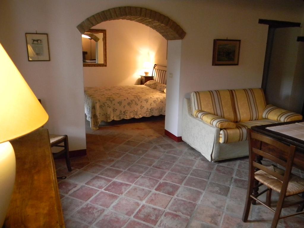 Apartamento Residenza Ca D'Masseu Calamandrana Habitación foto